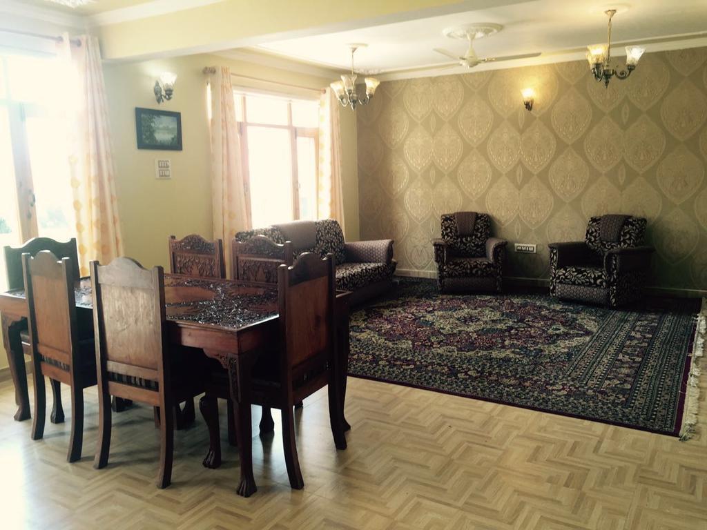 Hotel Shalimar Heights Srīnagar Exteriér fotografie
